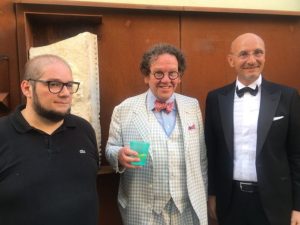 Maesro Antonio Amodio Prof Philippe Daverio Signor Giovanni Benetti